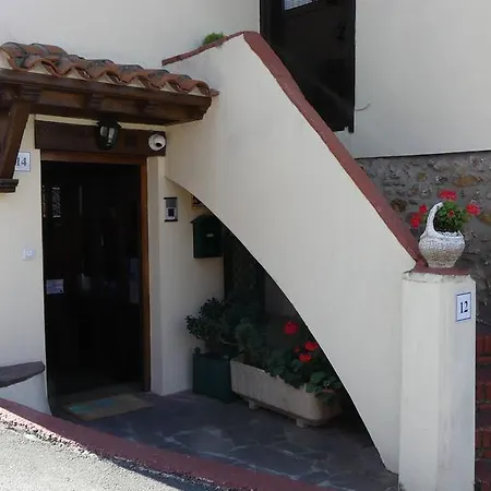 Pasaje San Jorge Gæstehus Comillas