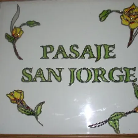 Pensjonat Pasaje San Jorge 3*