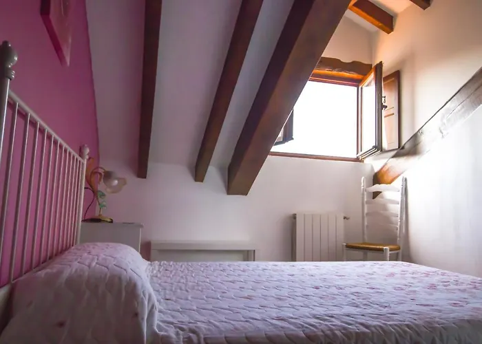 Pasaje San Jorge 3* Comillas