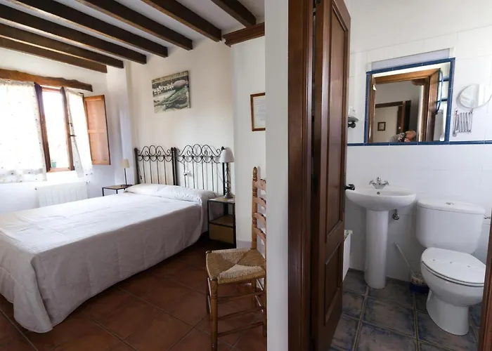 Pasaje San Jorge Guest house Comillas