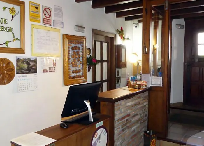 Pasaje San Jorge 3* Comillas