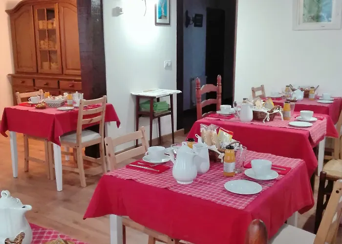 Pasaje San Jorge 3* Comillas